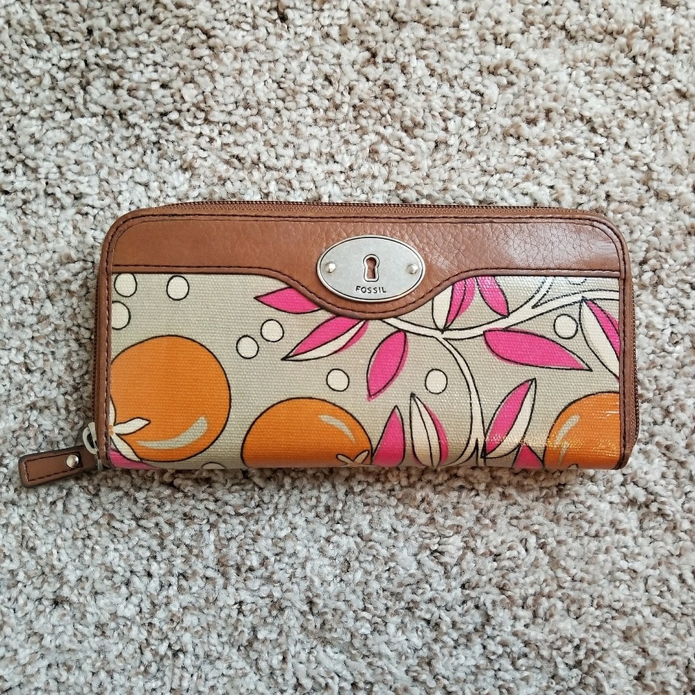 Fossil wallet